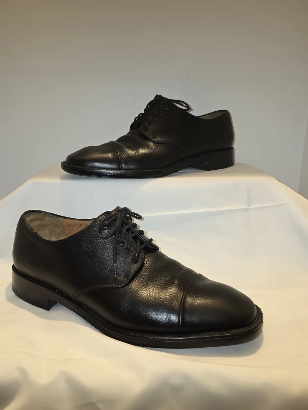 Salvatore Ferragamo Black Leather Cap-Toe Derby Shoes
